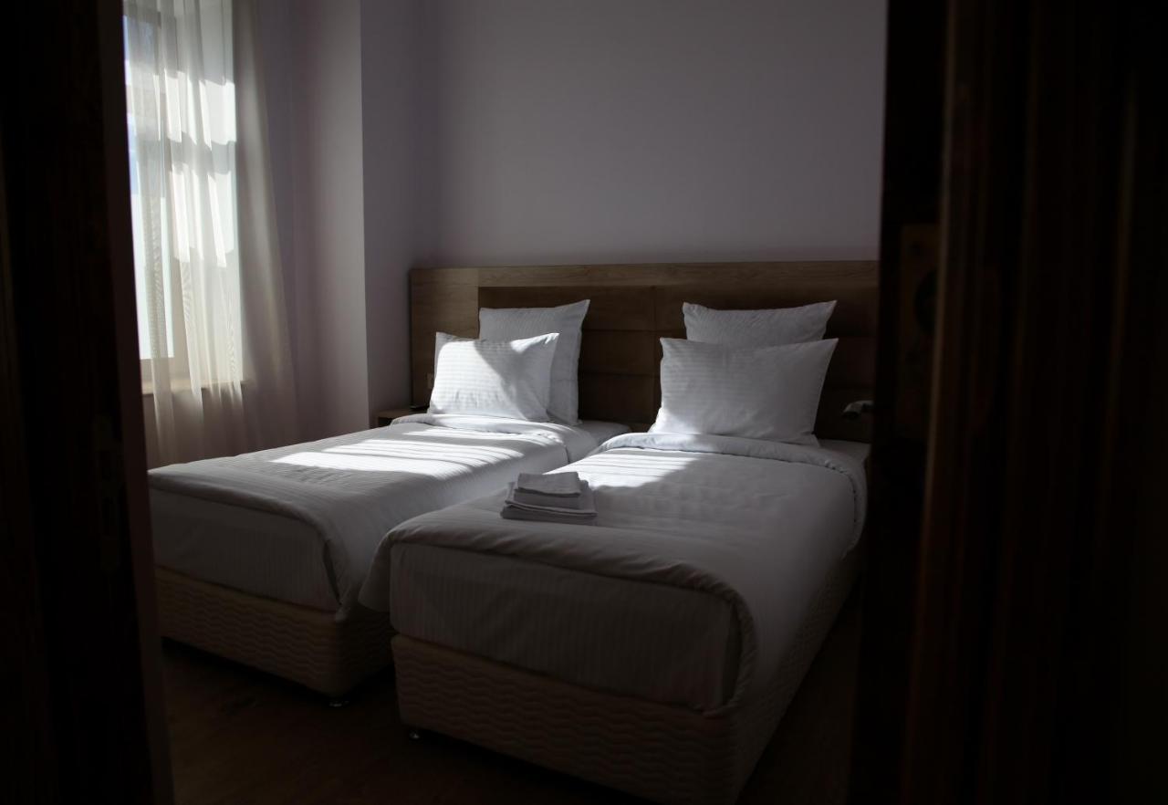 Kuma Hotel Gyumri Exterior photo
