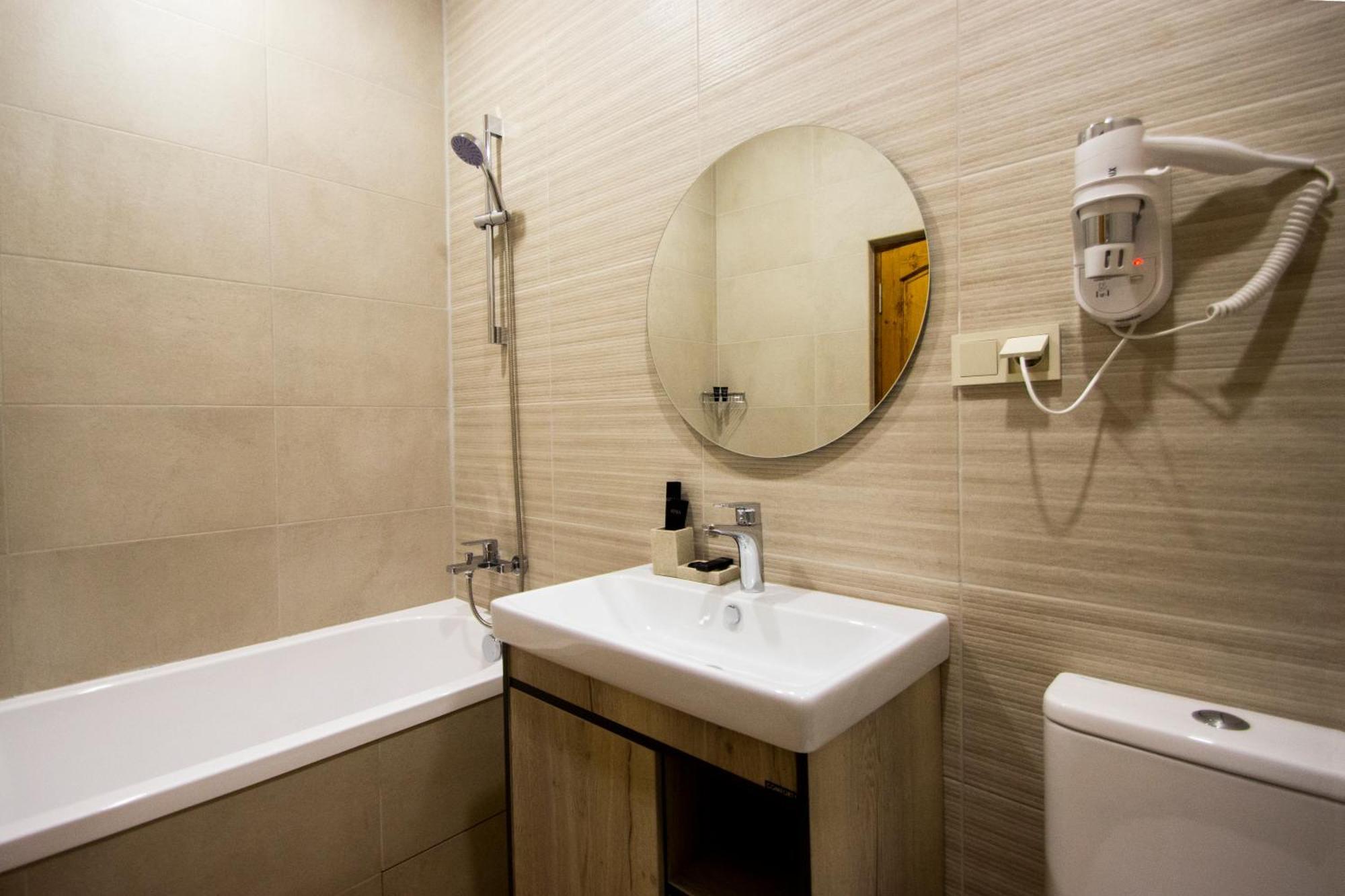 Kuma Hotel Gyumri Exterior photo