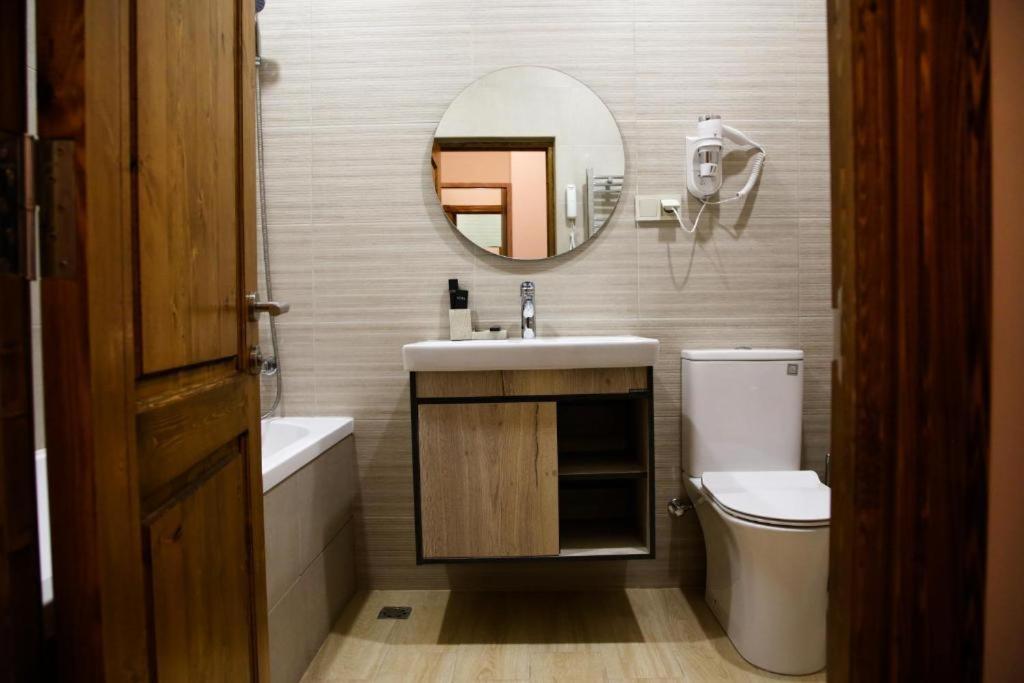 Kuma Hotel Gyumri Exterior photo